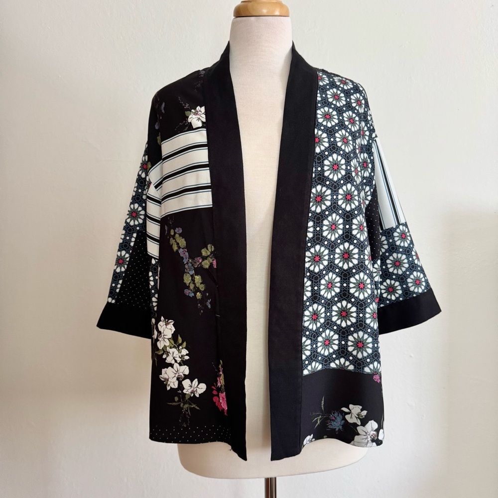 River Island Black Panel Print Cropped Floral Kimono